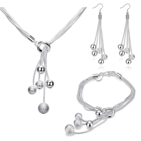 Set de collar, pendientes y pulsera, conjunto en multi cordoncitos  en puntas de esferas